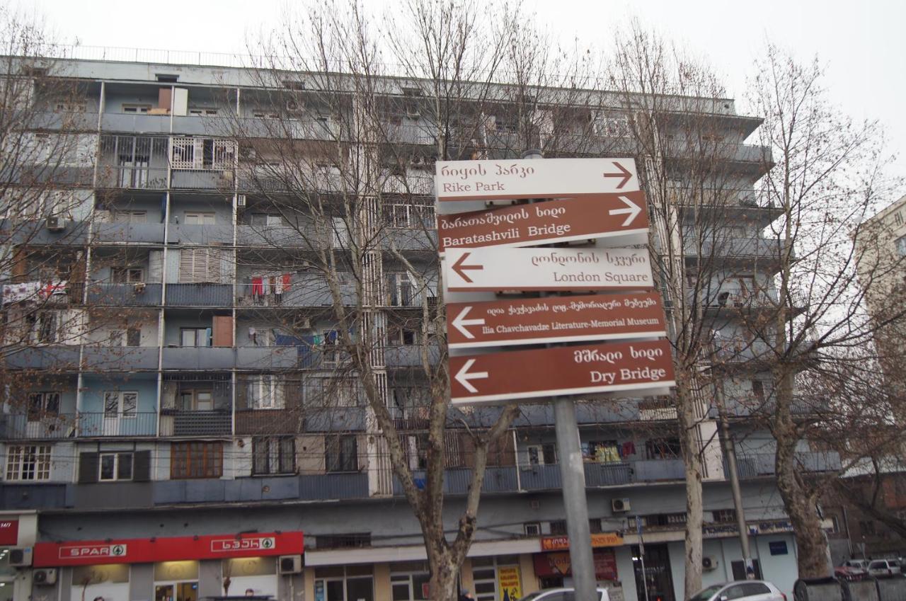 Apartment Near Church Tbilisi ภายนอก รูปภาพ